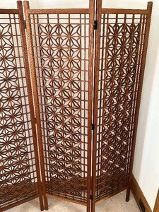 lot 16 image: Vintage Four Panel Vintage Decorative Screen