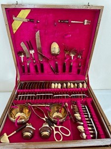 lot 6 image: Vintage James Thailand Flatware Set in Case