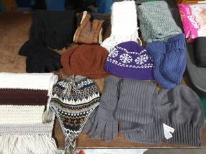 Lg Lot of Assorted Winter Hats, Gloves, Scarves Calvin Klein Set