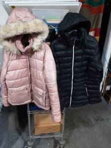 2-Cute Ladies Jackets Size XL & 1X (Zippers Work)