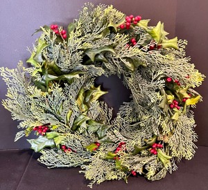 lot 137 image: Christmas Ice Skates, Wreath & Santas