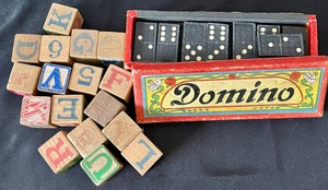 lot 193 image: Puzzles & Games