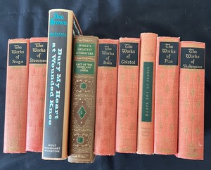 lot 88 image: 9 Assorted Vintage Books