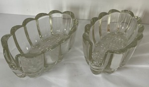 lot 200 image: Assorted Silverware Serving Pieces