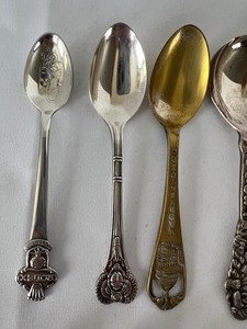 lot 205 image: Assorted Souvenir Spoons