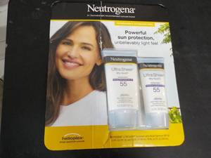 Neutrogena Sunscreen 55...
