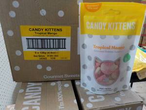 9 - 4.4 oz Pkgs Candy Kittens Tropi...
