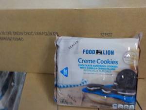 12 - 14.3 oz Pkgs Food Lion Crme ...