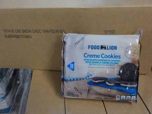 12 - 14.3 oz Pkgs Food Lion Crme ...
