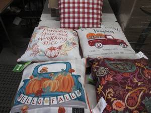 Lot of 5 Mainstays IndoorOutdoor 1...