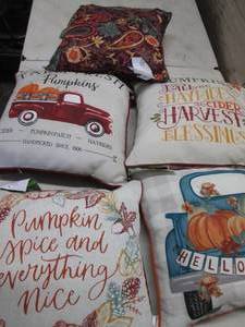 Lot of 5 Mainstays IndoorOutdoor 1...