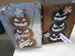 2 Hallween Luminaries...