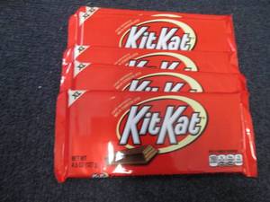 6- 4.5 oz XL KitKats...