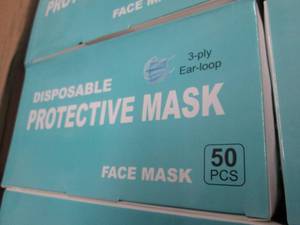 Case of 2000 3ply Ear Loop Disposab...