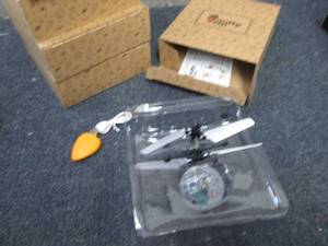5 Nutty Toys Magic Flying Balls Ret...