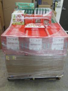 Pallet of Assorted Gingerbread Hous...