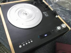 Eastwood Hybrid Record Player with ...