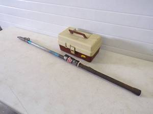 Crappie Pole and Tackle Box