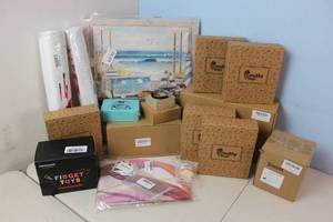 lot 59 image: Assorted Amazon Returns & Shelf Pulls - See Picture