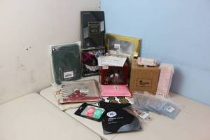 lot 84 image: Assorted Amazon Returns & Shelf Pulls - See Picture