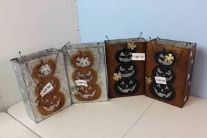 lot 128 image: 4 Light Up Outdoor Halloween Lanterns
