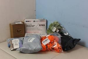 lot 164 image: Assorted Amazon Returns & Shelf Pulls - See Picture