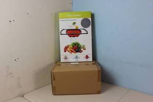 lot 186 image: Kitchen Basket & Colander Combo