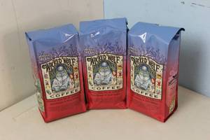 lot 229 image: 3 X 12oz bags of Ravens Brew Gourmet Coffee Whole Bean Dark Roast Best Buy 12212022