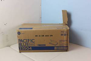 lot 261 image: Pacific Blue Basic S-Fold Recycled Paper Towels by GP PRO (Georgia-Pacific), Brown, 23504, 250 Towels Per Pack, 16 Packs Per Case (4000 Total), 9.20 x 10.20