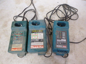 3 Makita 18V Battery Chargers