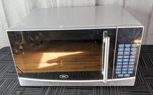 Oster Countertop Microwave