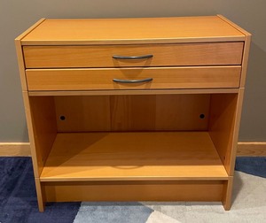 lot 54 image: Charming 2 Drawer Cabinet