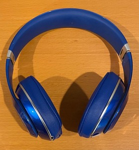 lot 82 image: Beats Earphones, Case, Charger and Cord