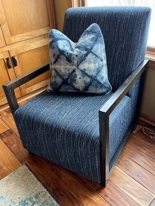 lot 7 image: Lovely Upholstered Accent Chair with Wooden Frame