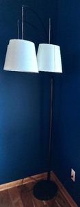 lot 19 image: Decorative Three Arm Floor Lamp