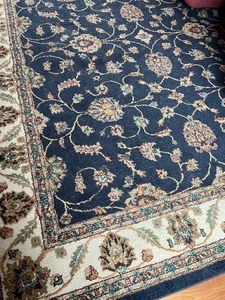 lot 18 image: Beautiful Blue and Beige Area Rug