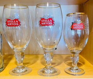 lot 111 image: Variety of Beer Glasses