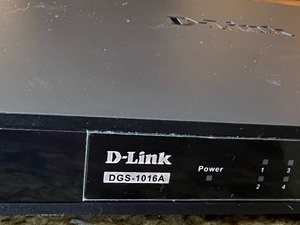 lot 149 image: D-Link DGS-1016A