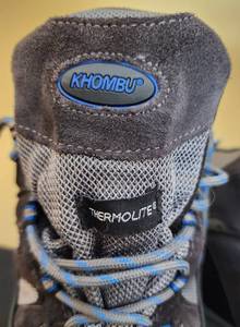 lot 129 image: Mens Khombu Thermolite Hiking Boots-Size 11 Medium