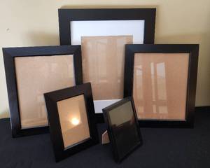 lot 172 image: Lovely Frame Grouping in Multiple Tones
