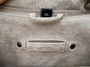 lot 204 image: Beautiful Suede Canda Jacket - Sixe XXL