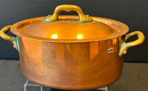 lot 62 image: Copper Lidded Container - French Villedieu Copper Container