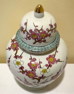 lot 301 image: Charming Cherry Blossom Porcelain Ginger Jar