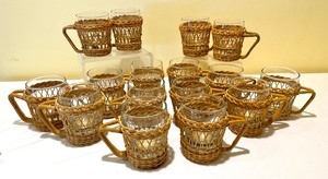 lot 310 image: 16 Rattan Boho Wicker Coffee Mugs with Glass Inserts and Serving Tray