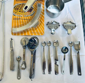 lot 331 image: Very Large Lot of  Kitchen Goods