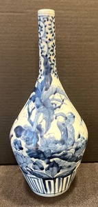 lot 338 image: Blue and White Asian Style Vase and 3 Bowls