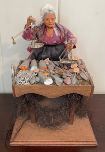 lot 370 image: 7 French Santon Clay Sculptures