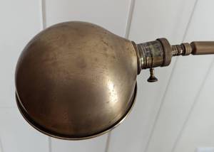 lot 42 image: Adjustable Brass Floor Lamp