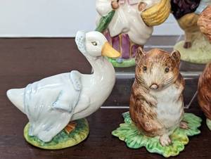 lot 222 image: Beatrix Potter Porcelain Figurines #1