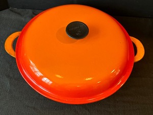lot 40 image: Le Creuset Double Handled Cast Iron Enamel Pan with Lid